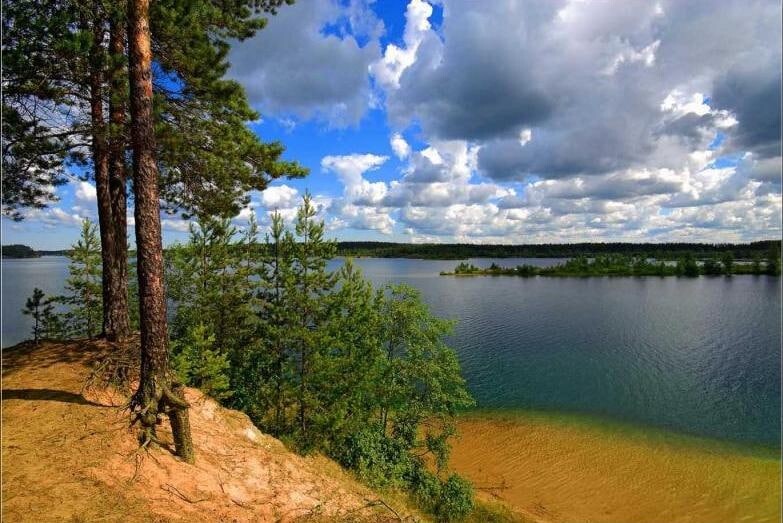 Малукса ленинградская область карьер фото