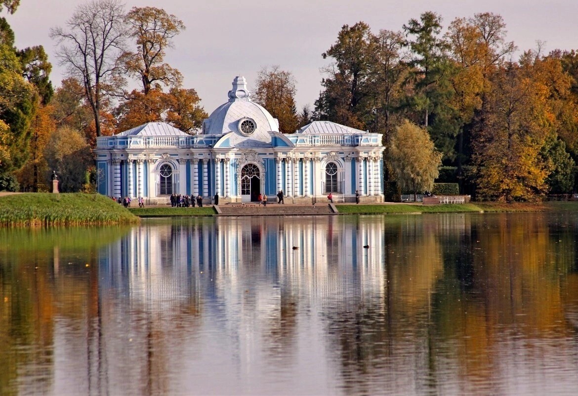 Екатерининский парк спб