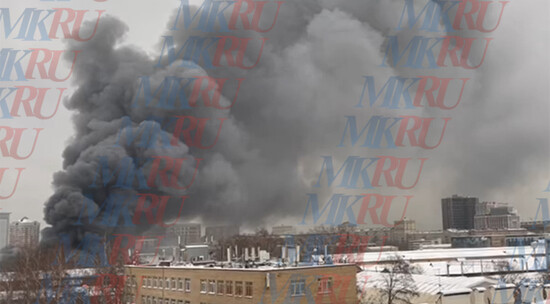 Видео пожар крокус. Пожар на площади трех вокзалов. Пожар на вокзале Москва. Пожар на Ярославском вокзале. Дымка в Москве.