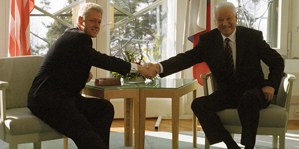 Кому мы больше обязаны в развале ссср? Горбачеву или Ельцину?
