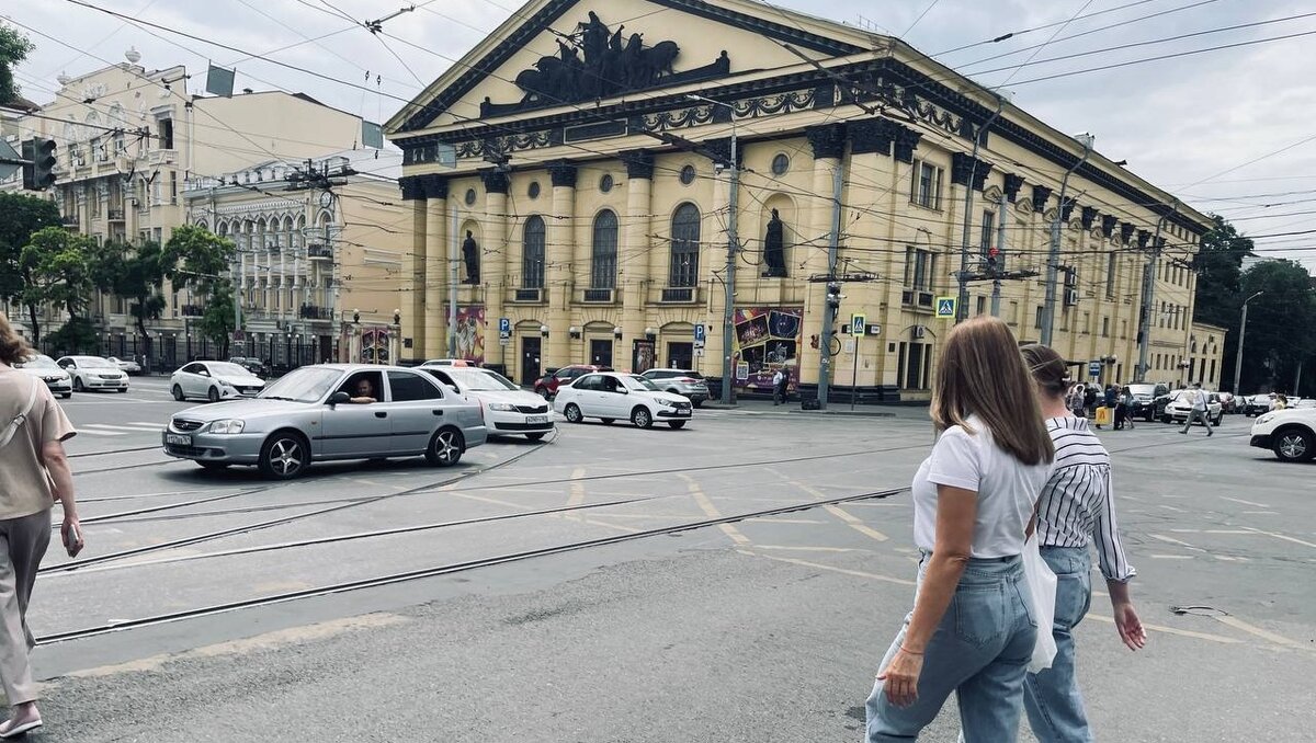     В Ростове-на-Дону в следующем году завершится разработка документации для реконструкции здания цирка, говорится в материалах Госзакупок.