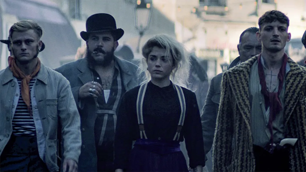 Банды Парижа - Apaches (2023) IMDb: 6.0 