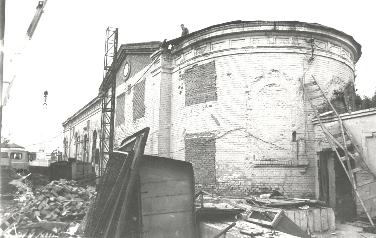 Работы по восстановлению в 90-х