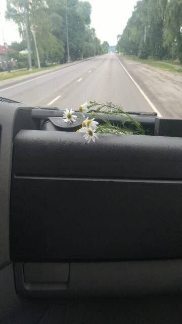 На остановке подарил. Сказал, что почти не писал на него. Спасибо, любимый! ))