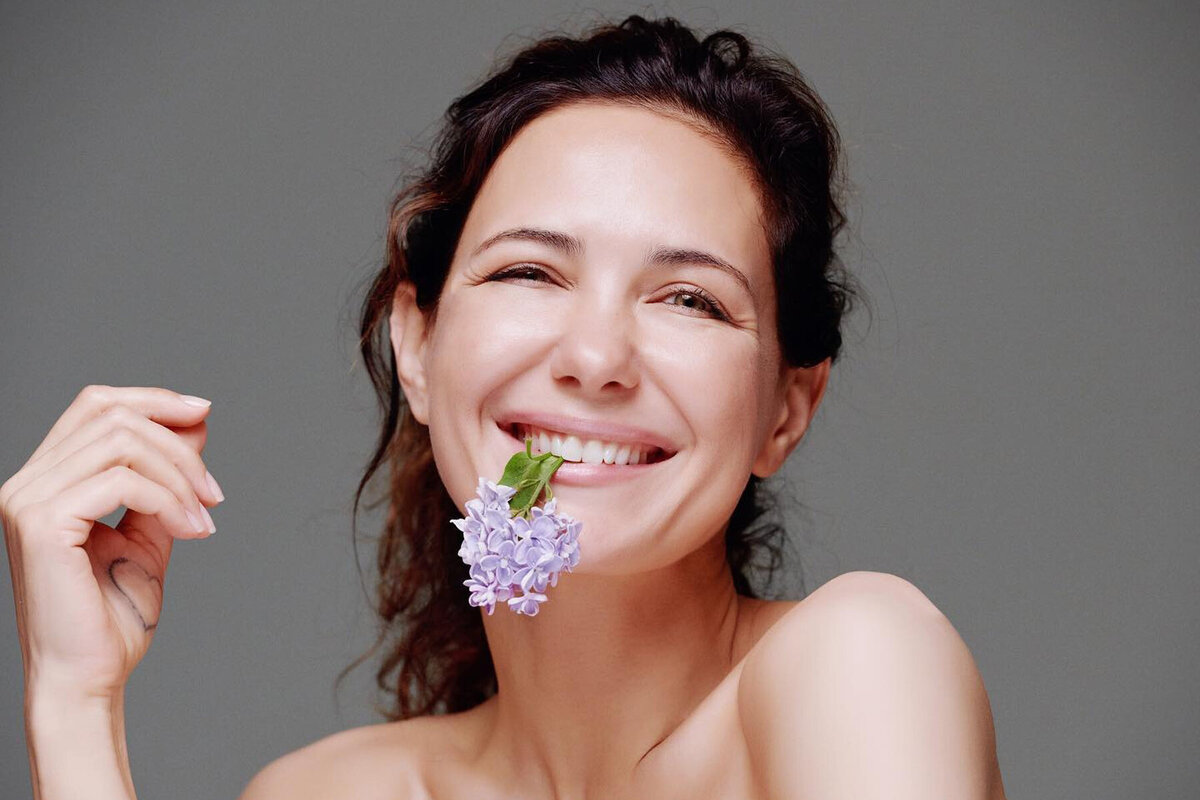     «Я сегодня буду спасать мир»: Екатерина Климова в шортиках сделала впечатляющий трюк