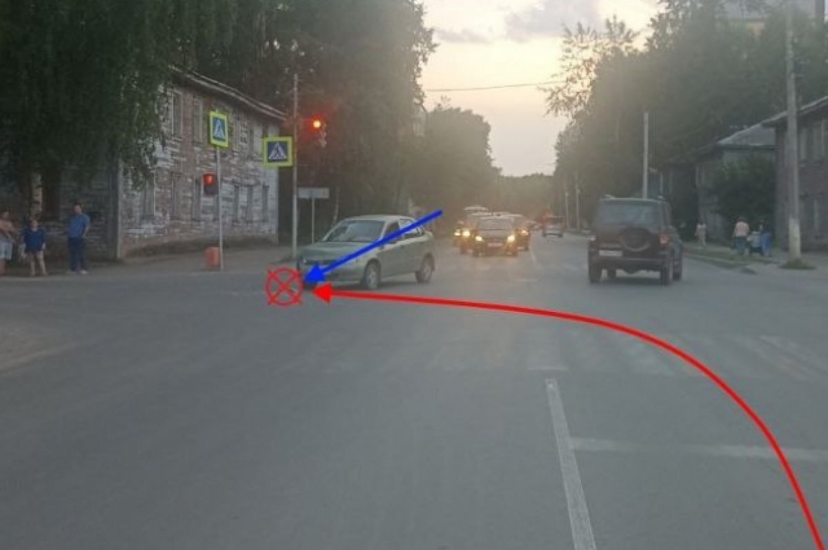    В Сыктывкаре женщина-водитель устроила ДТП, проехав на красный свет