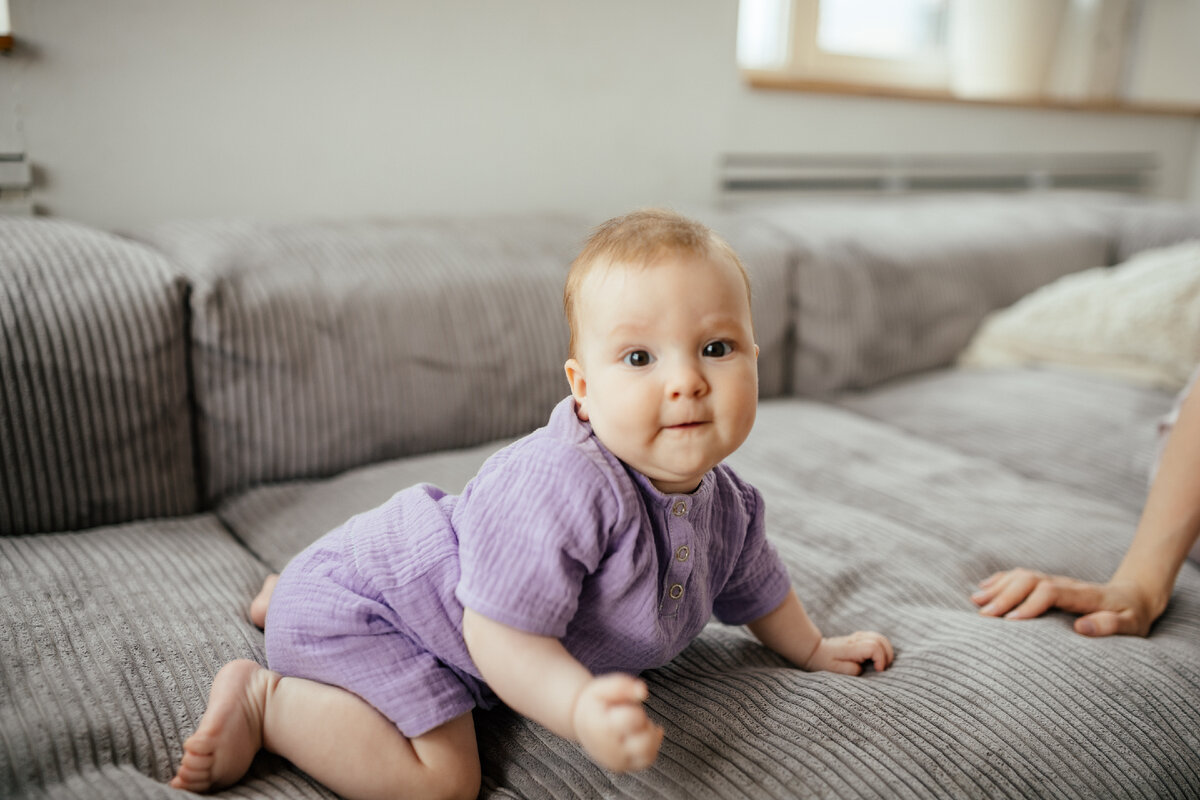 Если ребенок плохо набирает вес, в первую очередь нужно проверить организацию грудного вскармливания
