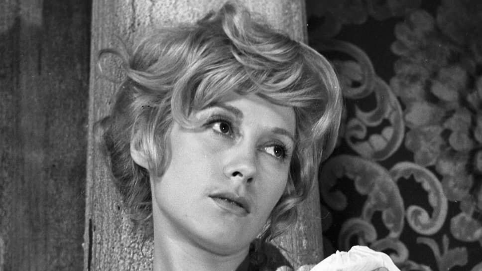 Фото: П. Артемьев / РИА Новости📷Ирина Мирошниченко на съемках «Дяди Вани» Андрея Кончаловского (1970)