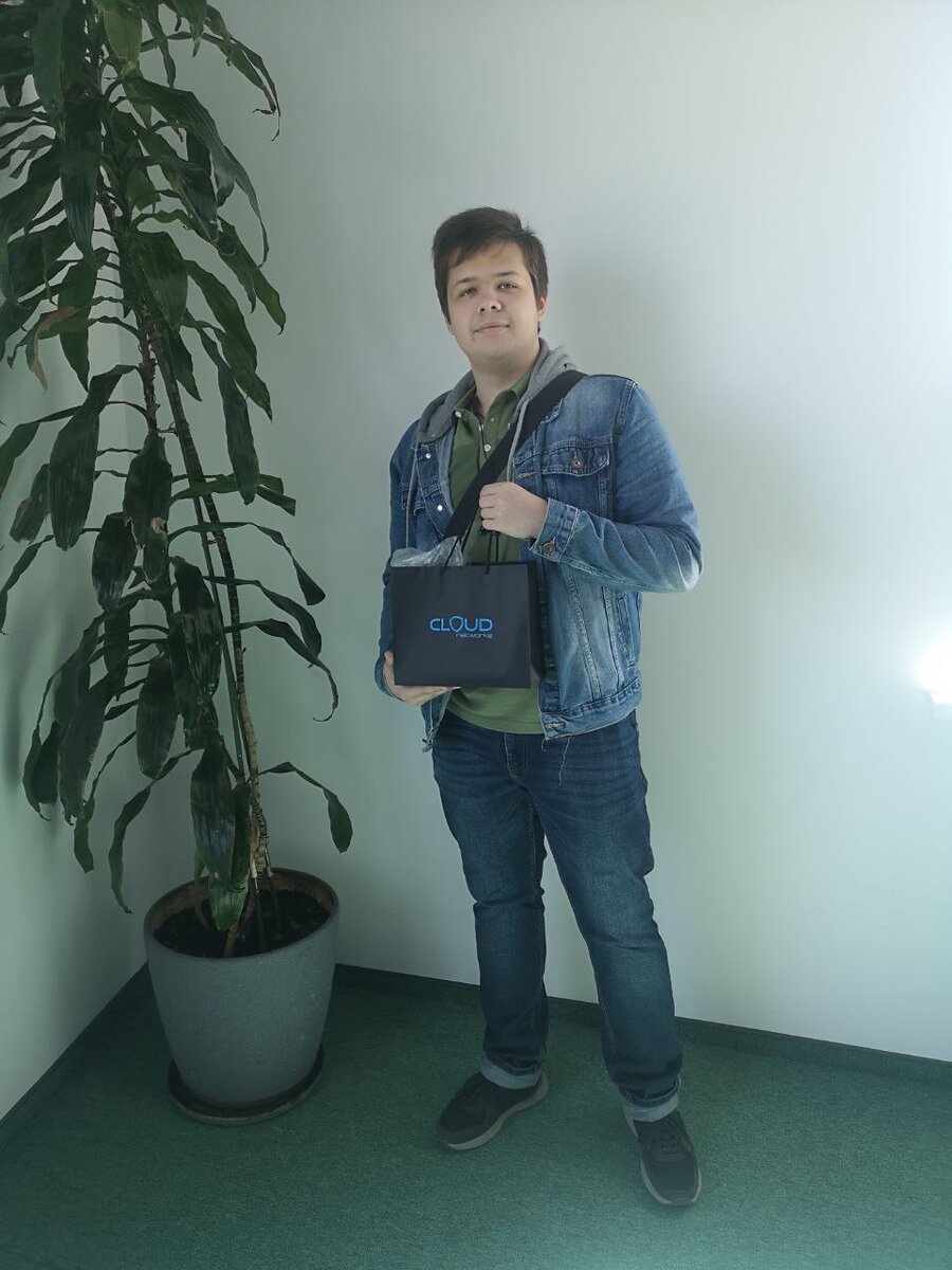 Данила с призом