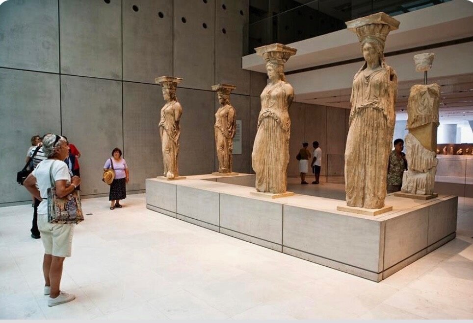 Музей с греческого