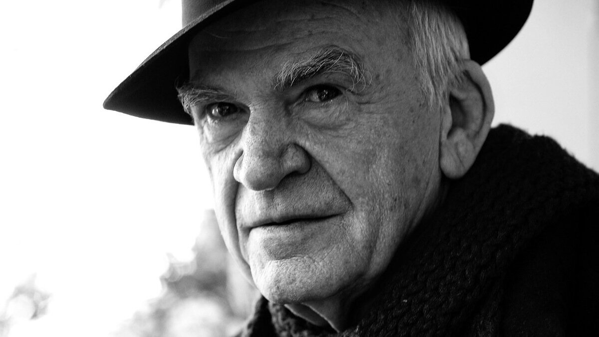     Чешский и французский писатель Милан Кундера (на фото) умер в возрасте 94 лет. О его смерти сообщило Чешское телевидение.