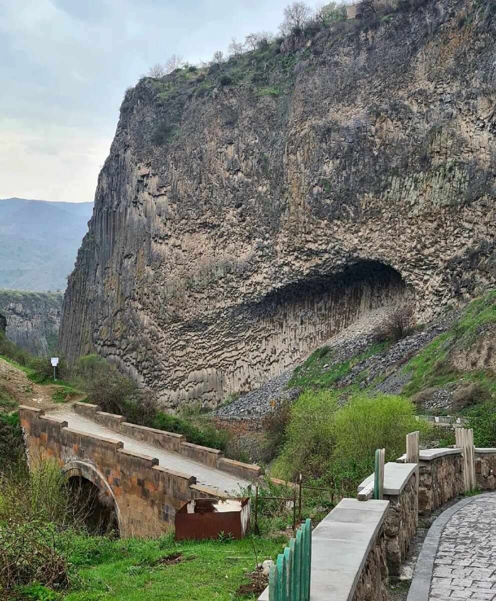 ущелье гарни в армении