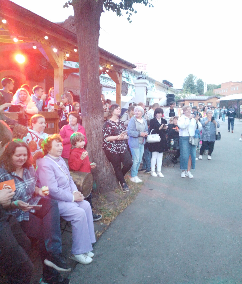 В Туле много мест, которые  можно посетить в выходные и неплохо отдохнуть.                Казанская набережная, музеи, парки...-41