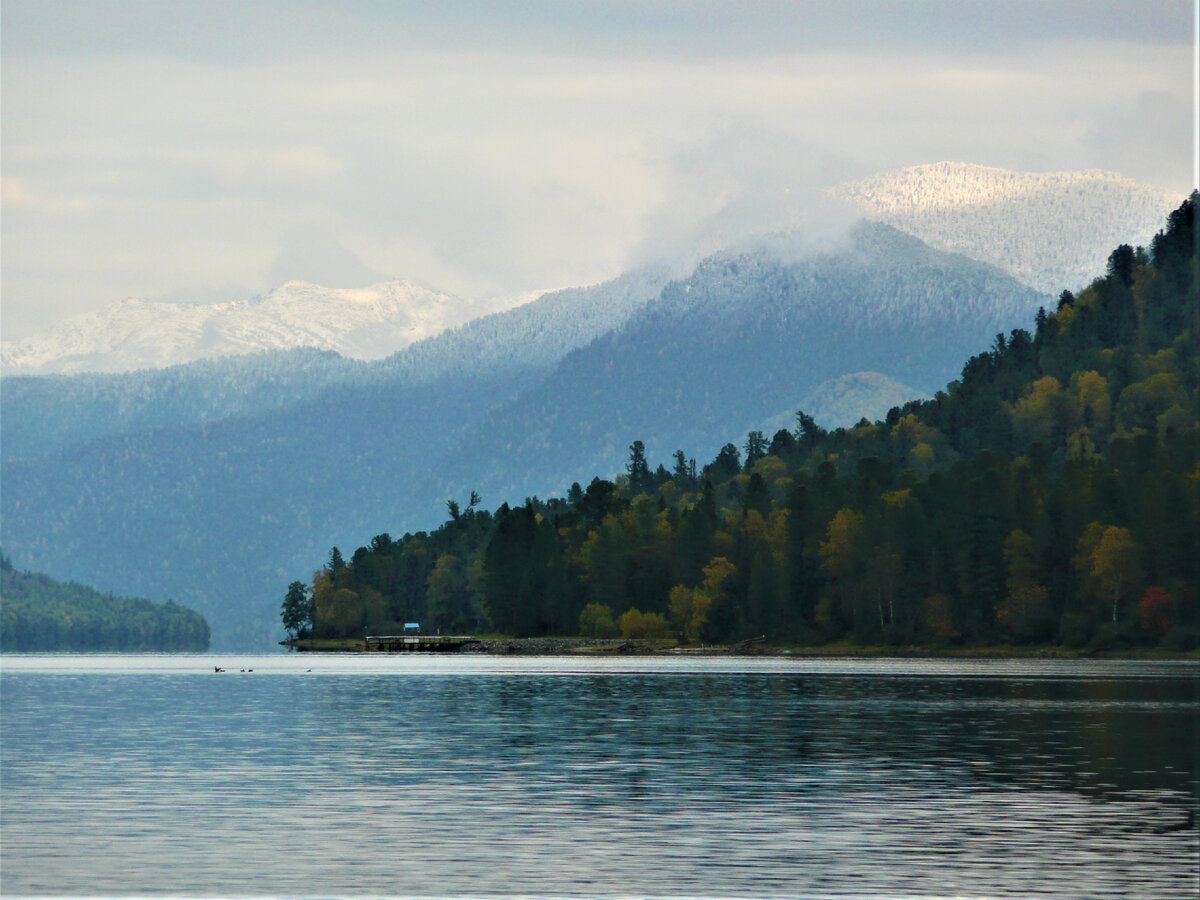 Телецкое озеро в мае фото