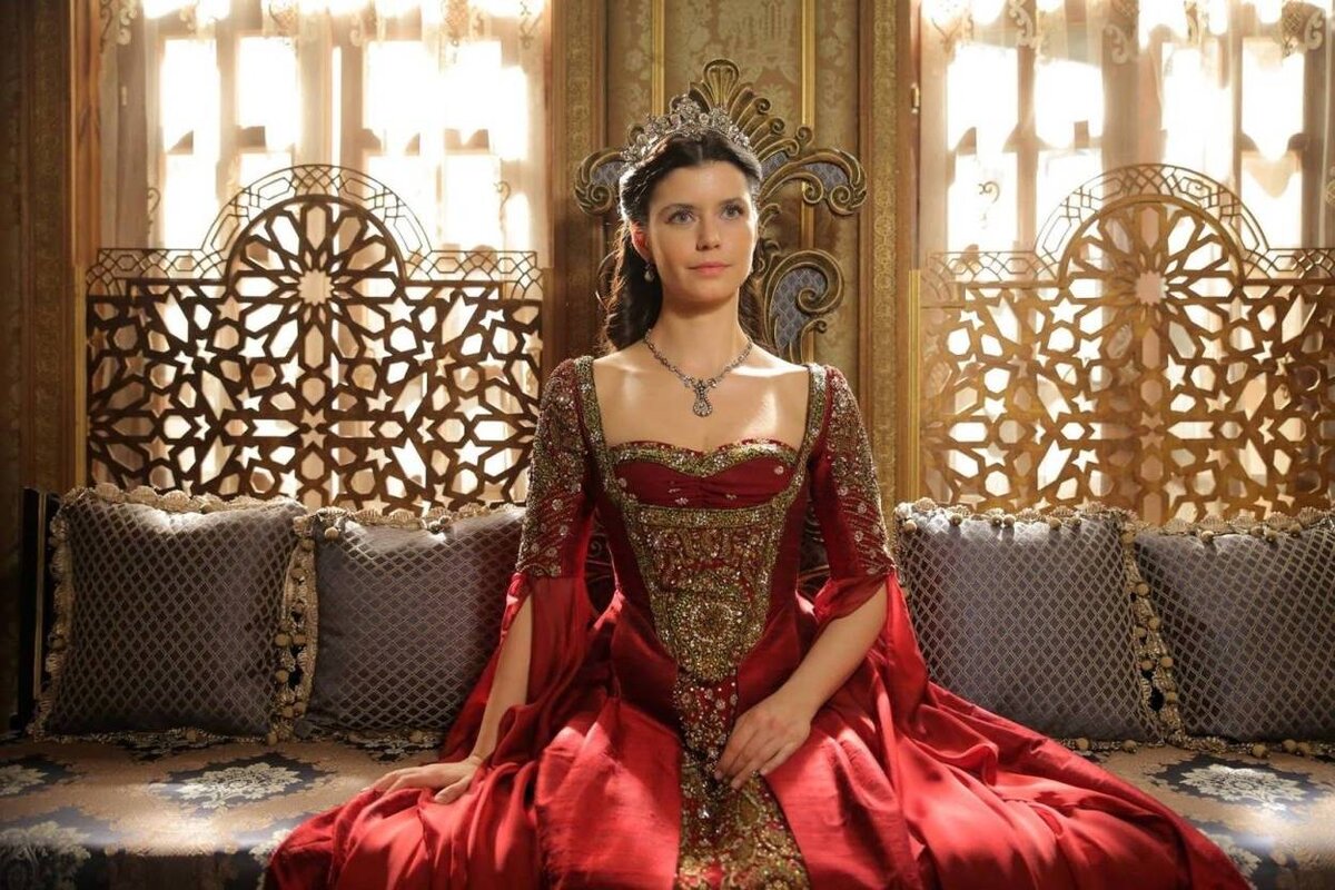 Кесем на ужине с детьми
