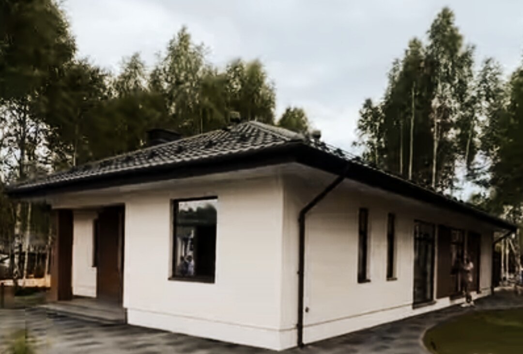 Фотография дома носит иллюстративный характер