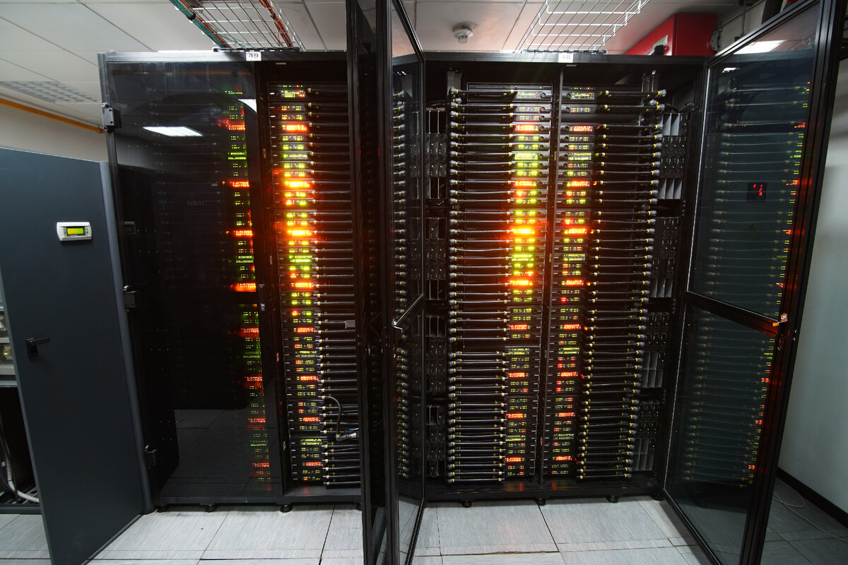 Вычислительное поле СК "Ломоносов-2" 