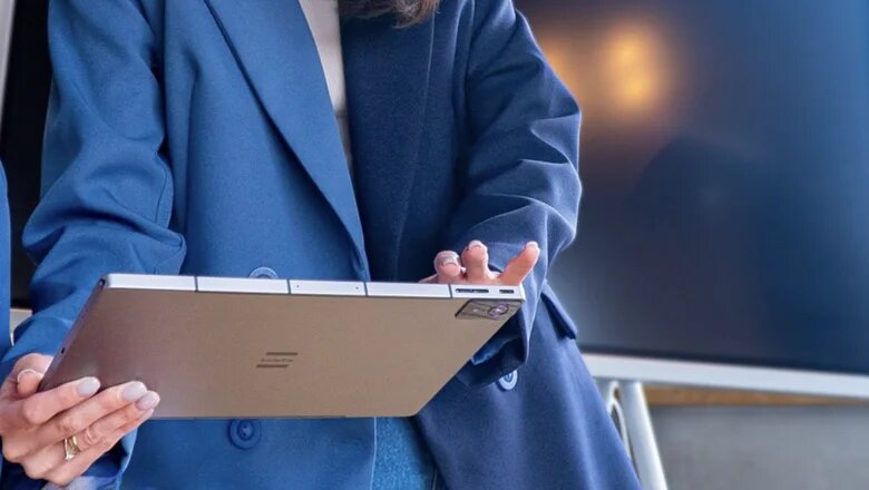 Источник: https://hi-tech.mail.ru/news/101127-rossijskij-planshet-kvadrat-dostupen-dlya-predzakaza-kogda-prodazhi/