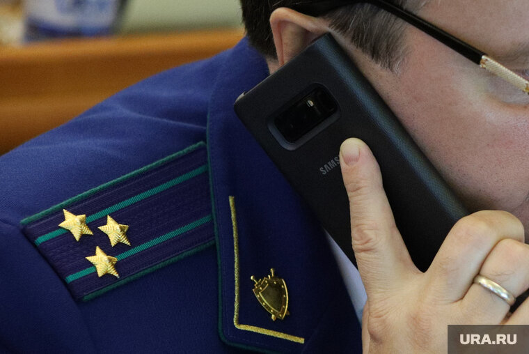    Прокуратура Чкаловского района занялась проверкой из-за потопа на перекрестке улиц Щербакова-Самолетная