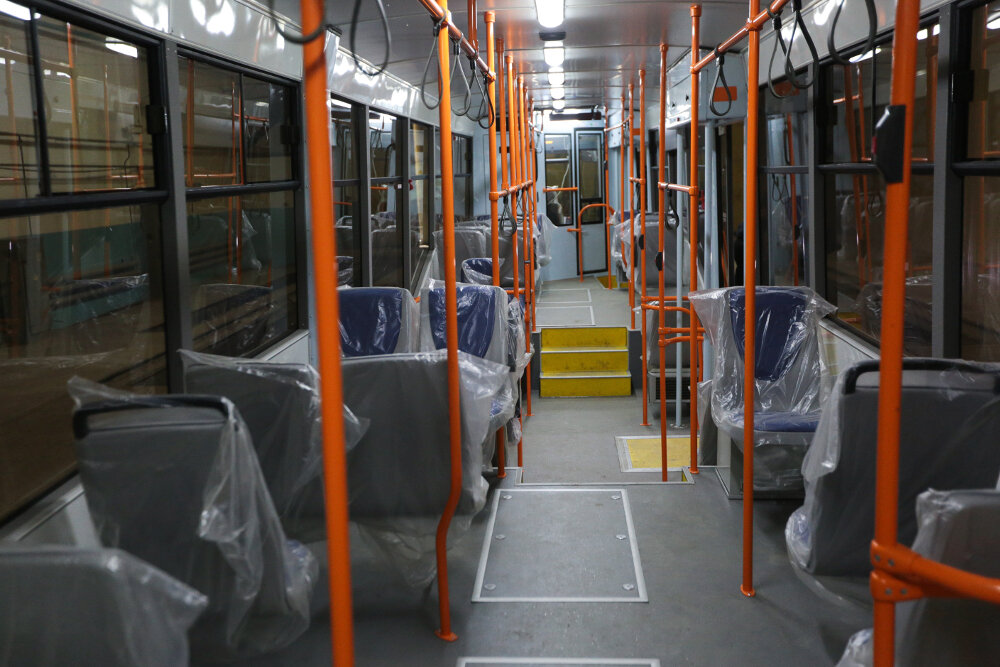 ГЭТ платит 29 000 рублей за обивку кресел в трамваях. Фото: nsknews.info