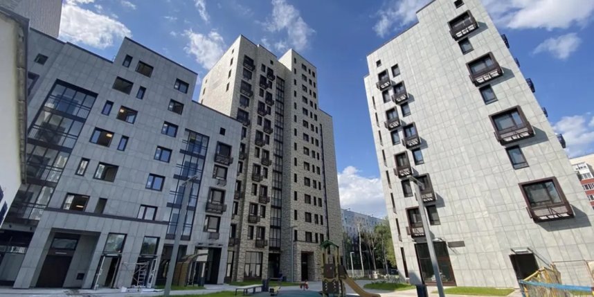    Ипотека дорожает, и желание брать её у россиян становится меньше. Мобильный репорт. / Агентство «Москва».
