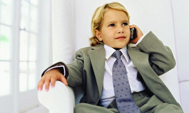 Мальчик-бизнесмен