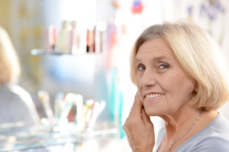 Стрижка для женщины после 50 должна быть удобной и элегантной