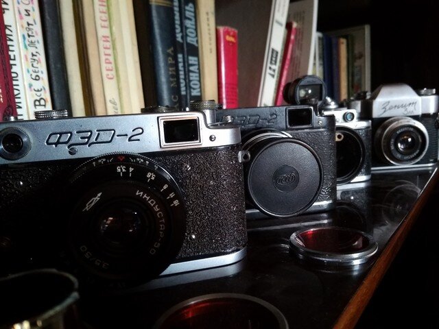 Родительская полка с камерами