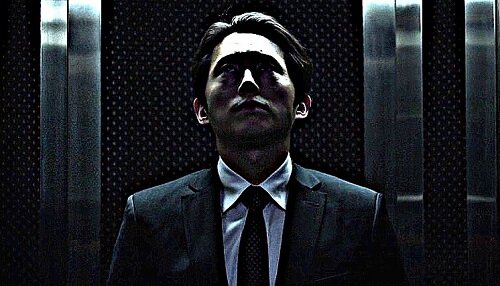 Кадр из К/ф Эксперимент Офис 2, в главной роли Стивен ЯН.