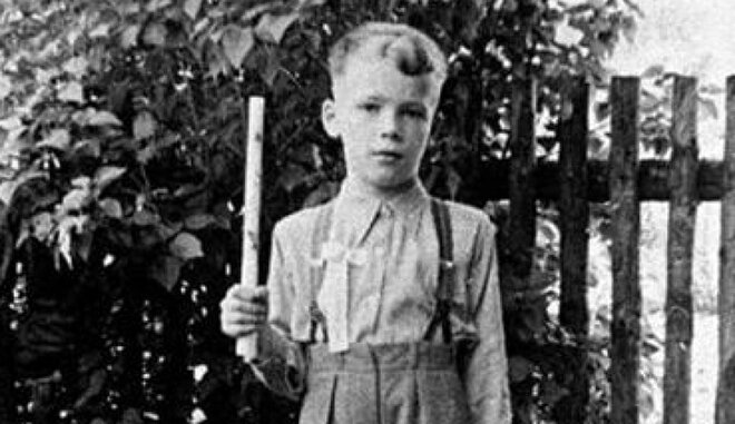 Как проходило детство Арнольда Шварценеггера: фото | ИНТЕРЕСНО | Дзен