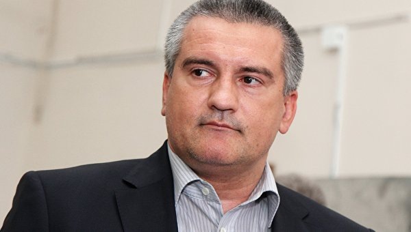  
Глава Республики КрымСергей Аксёнов 