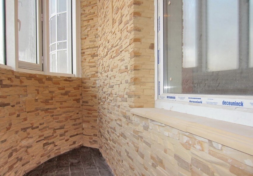 Отделка балкона камнем: пошаговая инструкция с фото и видео