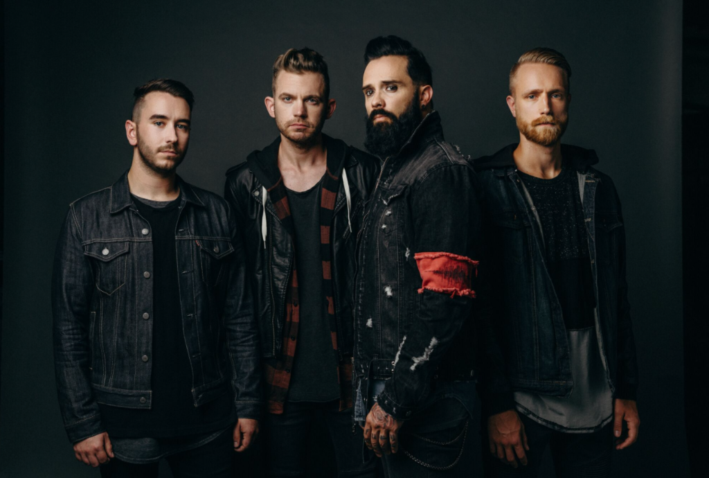 группа новый проект. джонни гринвуд 2022. The smile группа tom york. вокалист new order. концерт рок группы.