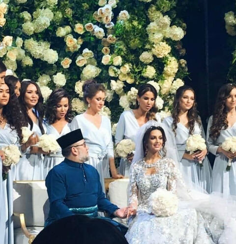 Мухаммад V Фарис и Оксана Воеводина // Фото: Instagram