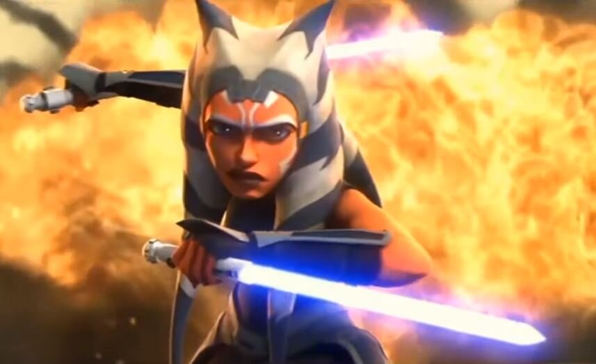Асока с двумя световыми мечами и обратным хватом. Кадр из трейлера (пока только в таком качестве).