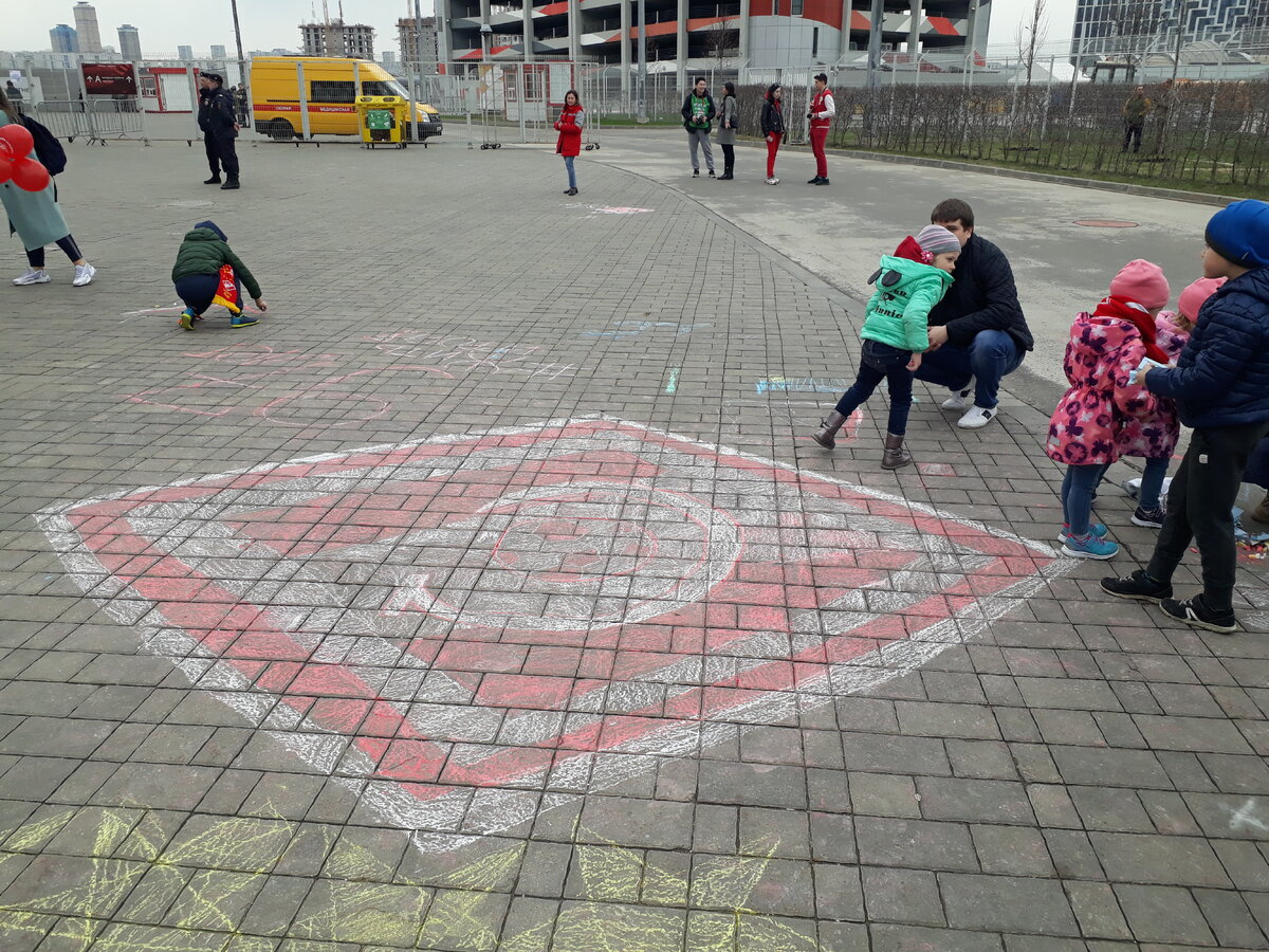 Конкурс рисунков. Фото Артема Локалова.