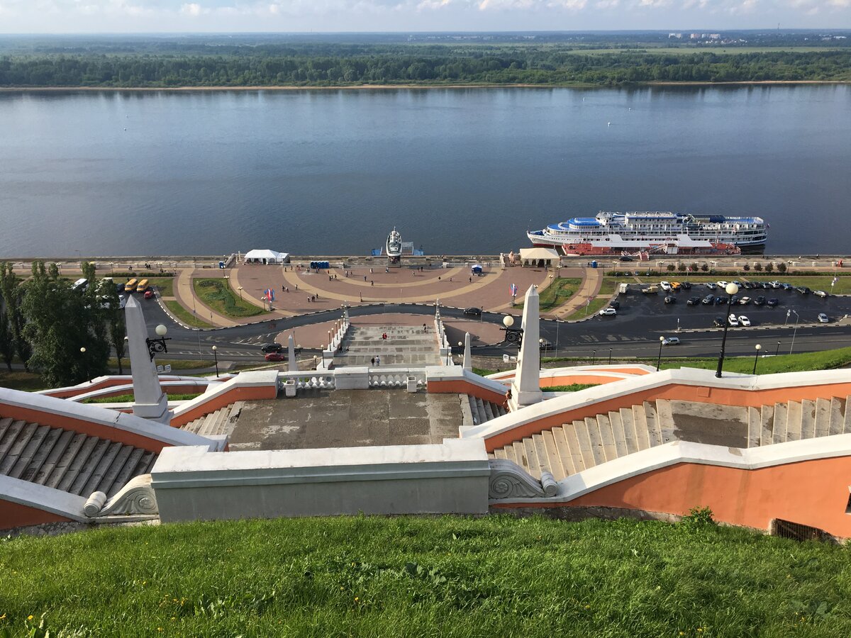 Нижний Новгород , в отпуске там был.