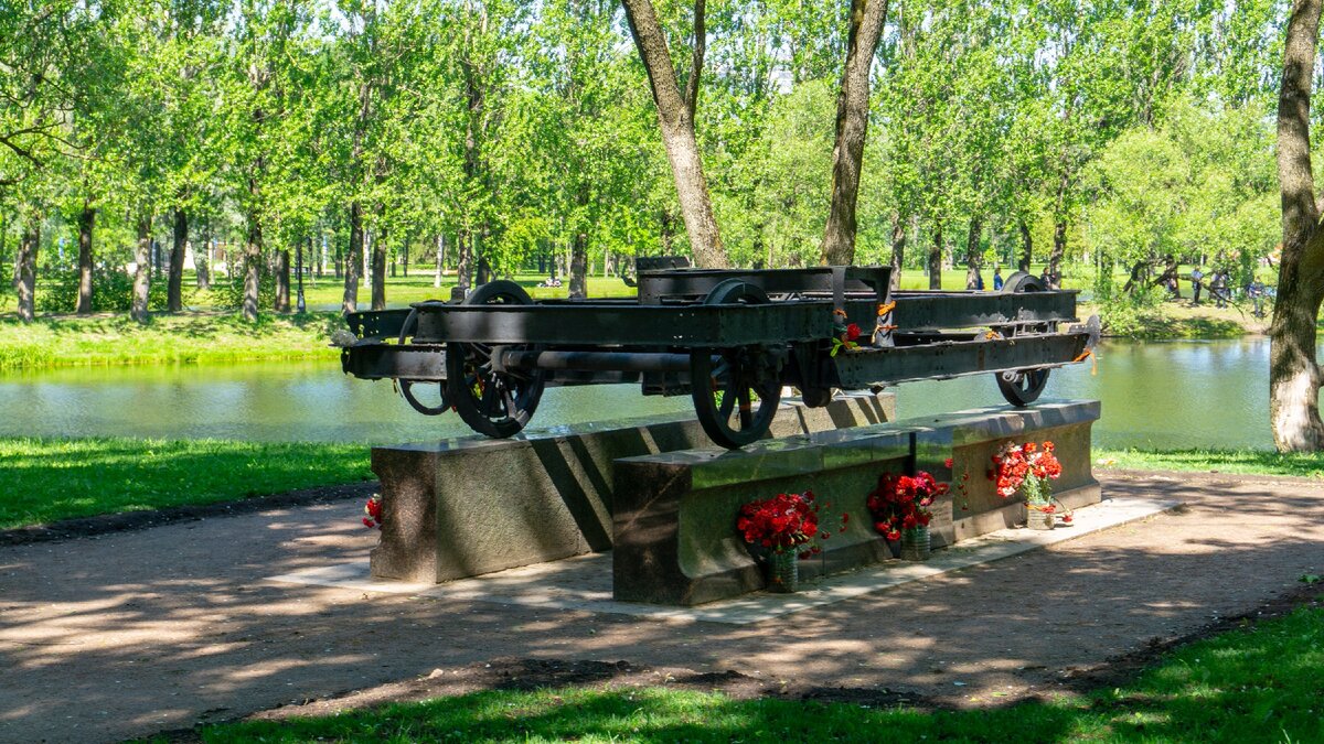 Парк победы в петербурге