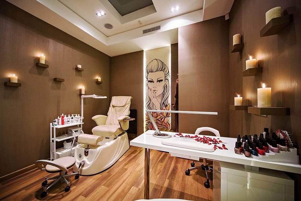 Nail beauty room. Маникюрный кабинет дизайн. Интерьер парикмахерской. Интерьер маникюрного салона. Красивый маникюрный кабинет.