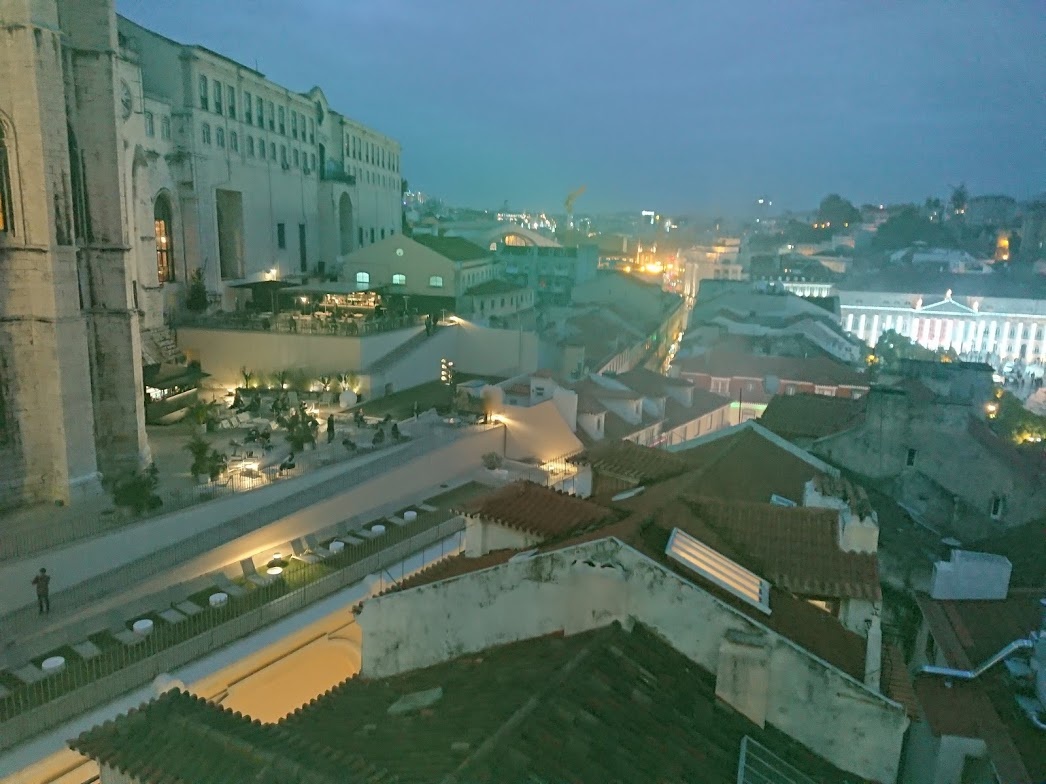 Лиссабон со смотровой площадки