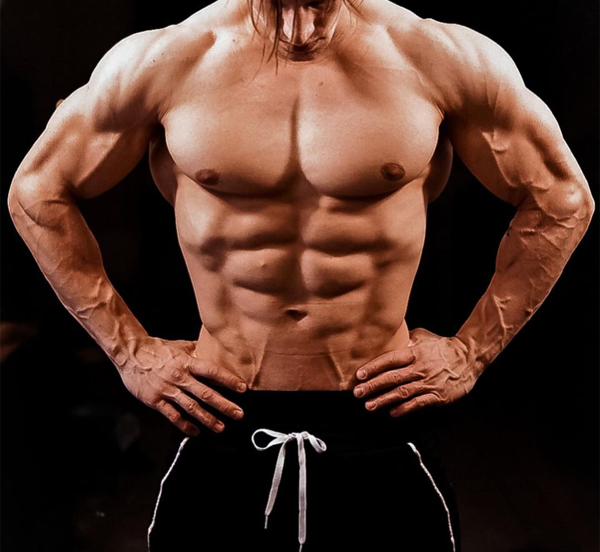 Накаченные грудные мышцы, фото взято из открытого источника(Яндекс Картинки)