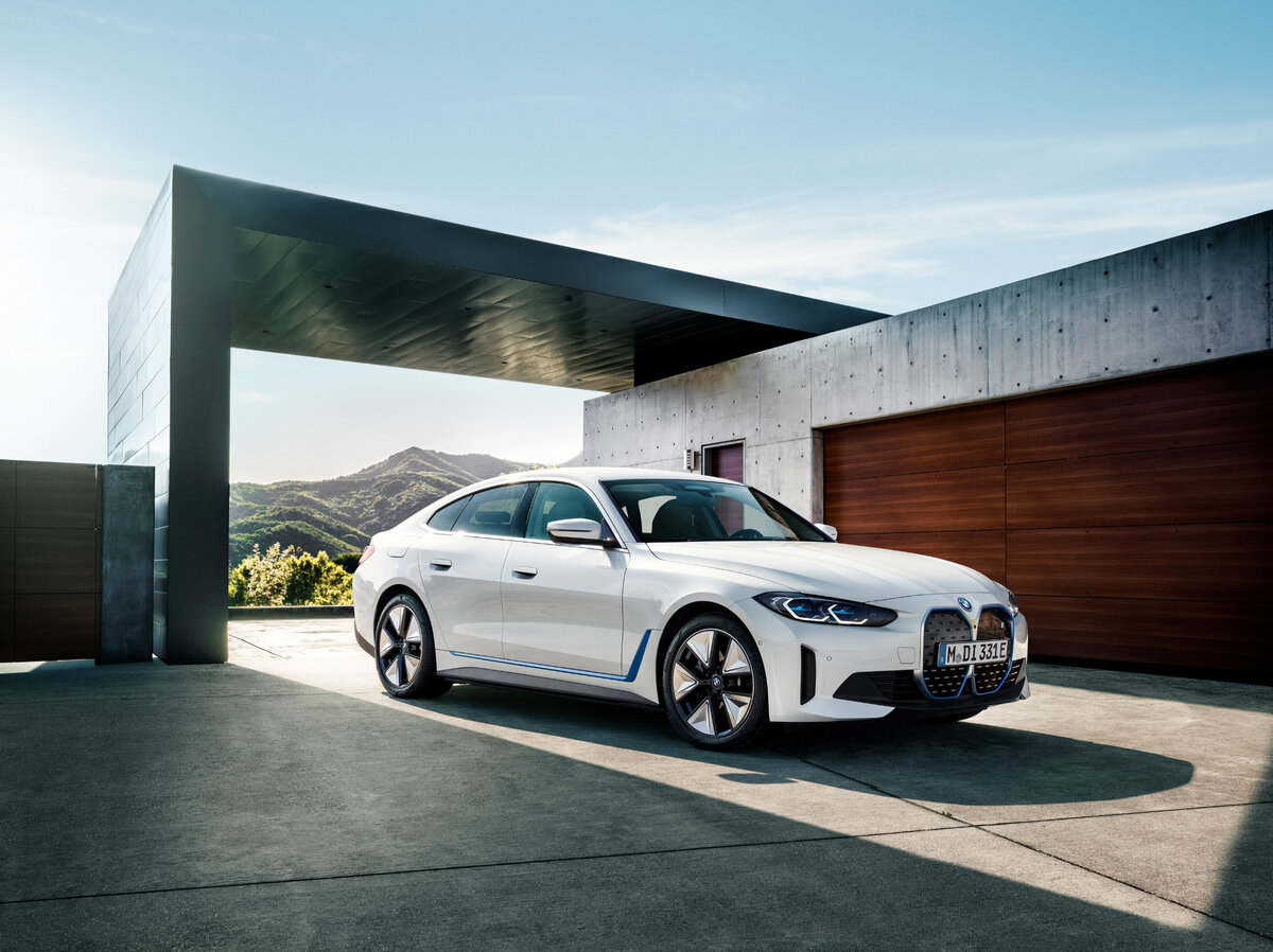 BMW i1000