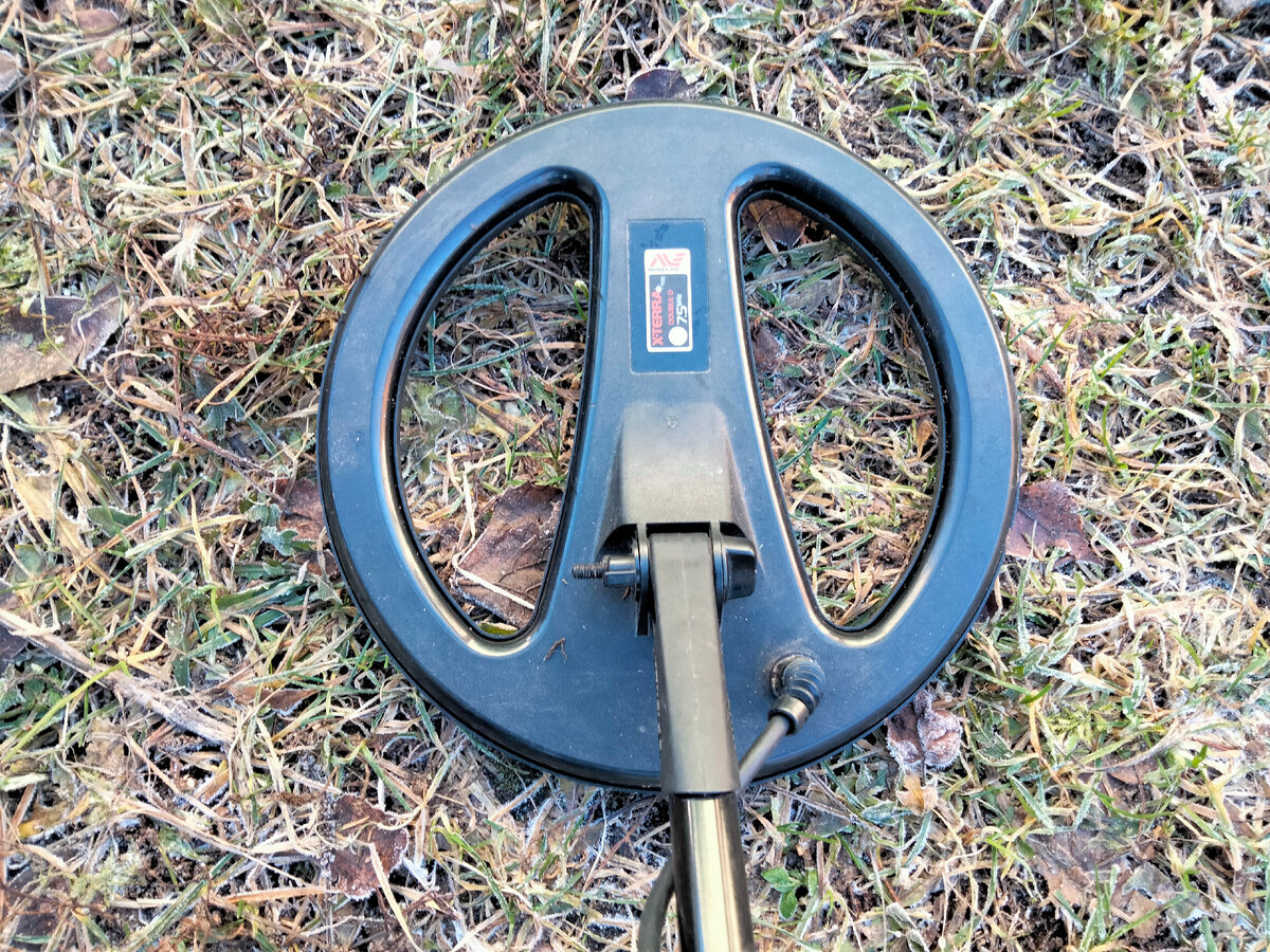 Катушка на металлоискателе «MINELAB X-Terra 705»