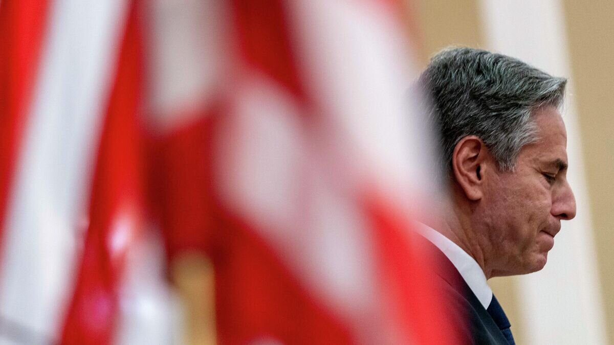    Госсекретарь США Энтони Блинкен во время визита в Пномпень, Камбоджа© AP Photo / Andrew Harnik