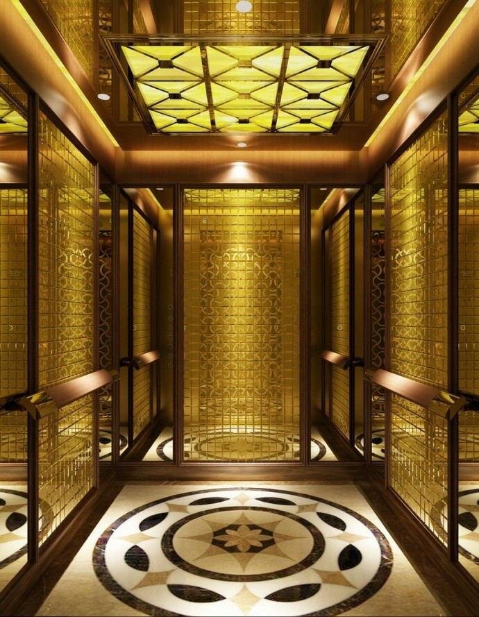 Лифт в гостинице