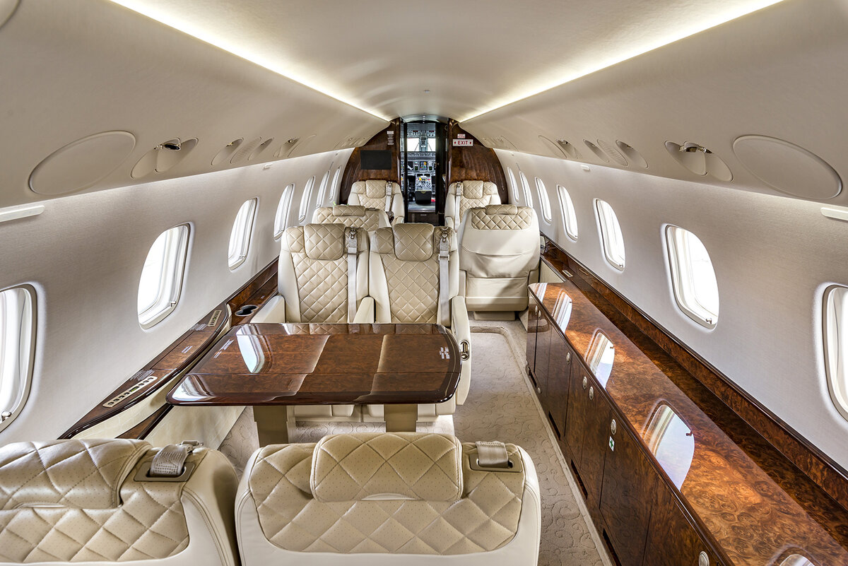 Embraer Legacy 650