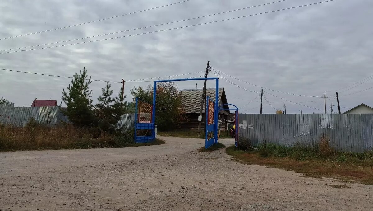     Казалось бы, ну кому и зачем нужно захватывать СНТ? Но оказывается, сегодня рейдерский захват может случиться практически с каждым садоводческим товариществом.