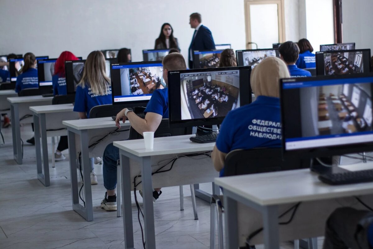 общественные наблюдатели на егэ 2021. университет студенты. волонтеры егэ. волонтеры россии. Ya mininuniver.