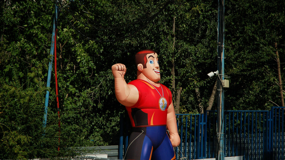     Депутаты Госсовета Удмуртии в ближайшее время сдадут нормы ГТО. Инициатором спортивного мероприятия на сессии 25 мая выступил спикер регионального парламента Владимир Невоструев.