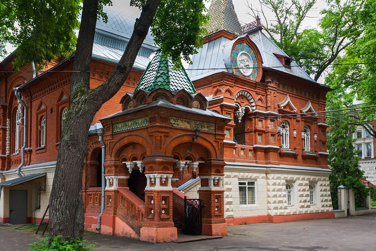Фото 1. Усадебный комплекс П.Щукина (сегодня Биологический музей им.Тимирязева)